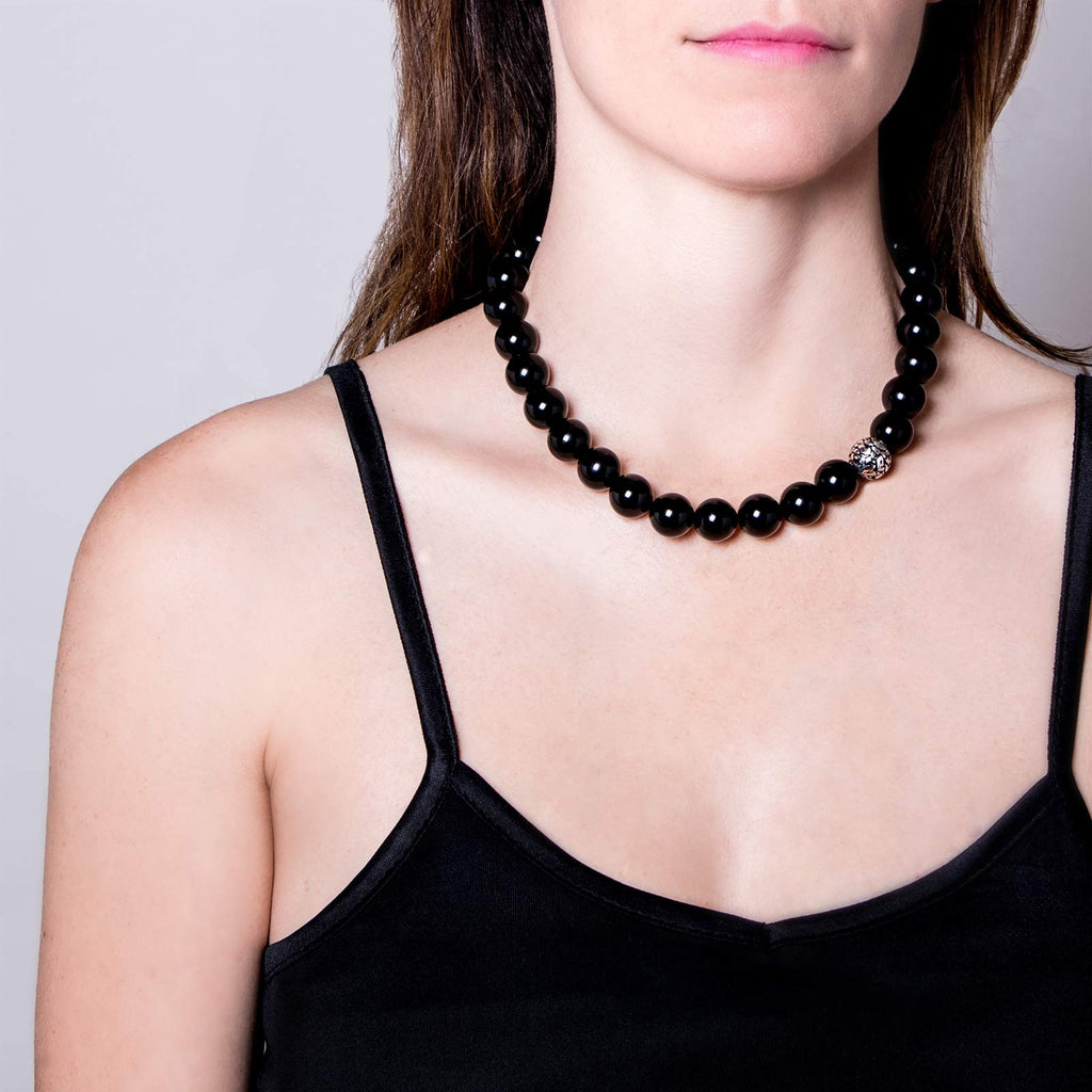 Onyx Tortoise Animali Necklace