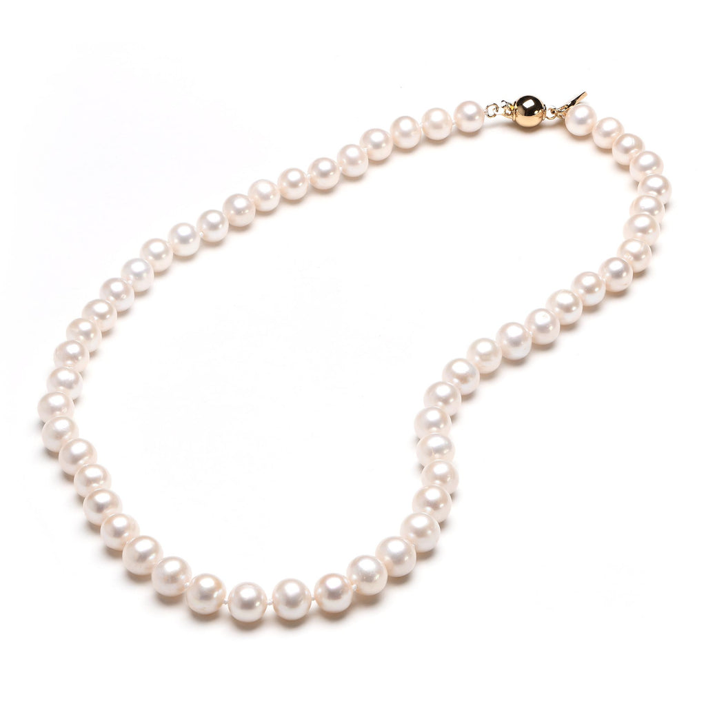 Signature Pearl Necklace