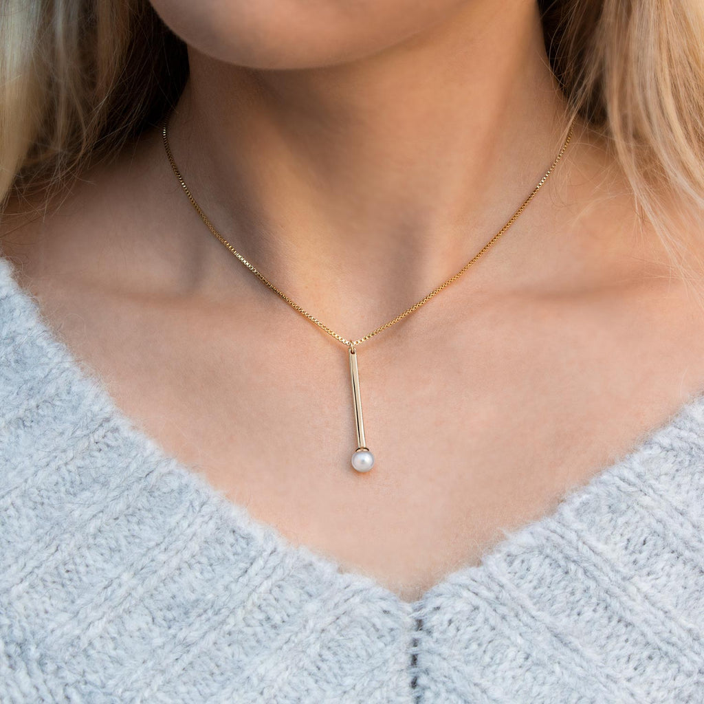 Vertical Pearl Necklace